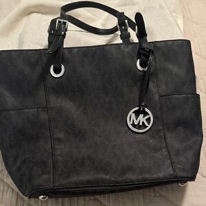 Michael Kors Jet Set Black Tote